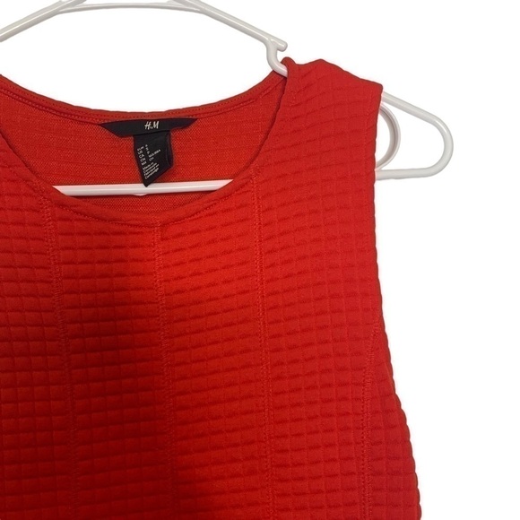 H&m Cherry Red Sleeveless Quilted Fit and Flare Dress Party Office Size Small - Picture 4 of 11